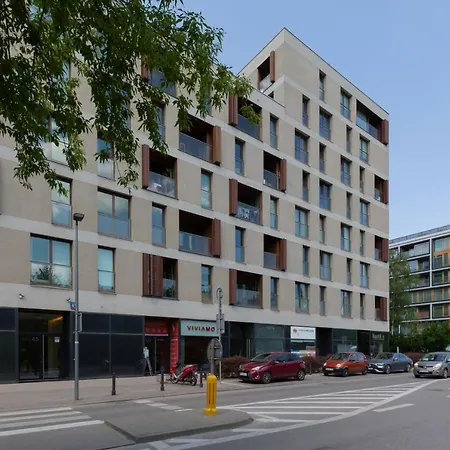 Kolejowa By Renters Warsaw