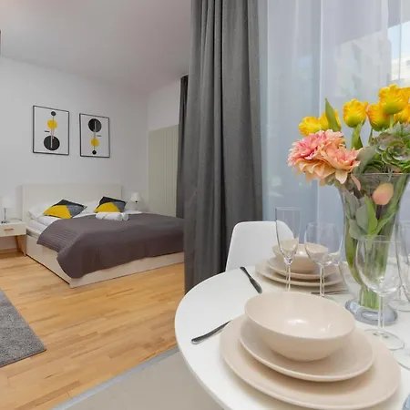 Lägenhet Kolejowa By Renters