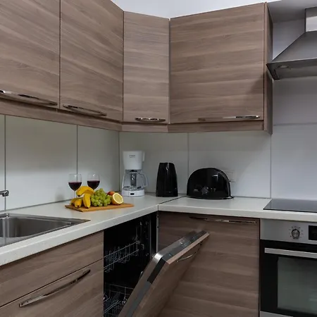 Apartmán Kolejowa By Renters *